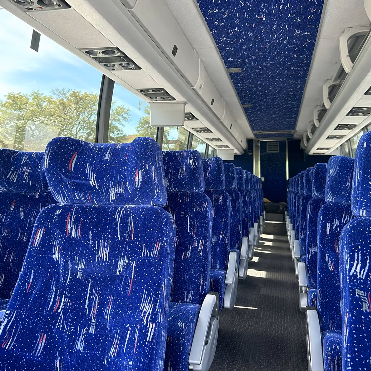 school field trip charter bus rentals in longmont